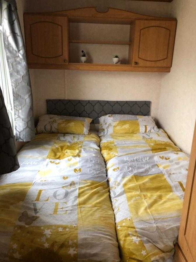 Lovely 3 Bedroom 8 Berth Caravan In 拉尔 外观 照片